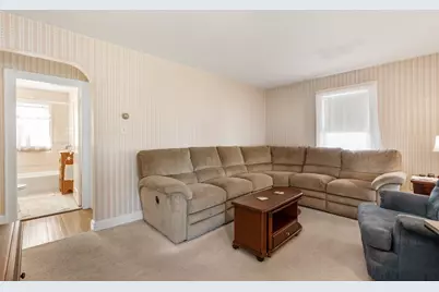 64 County St, Peabody, MA 01960 - Photo 9