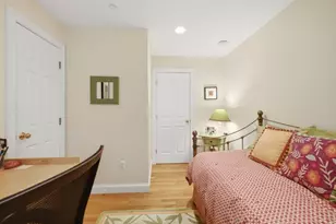 923 Lagrange St, Boston, MA 02132 - Photo 25