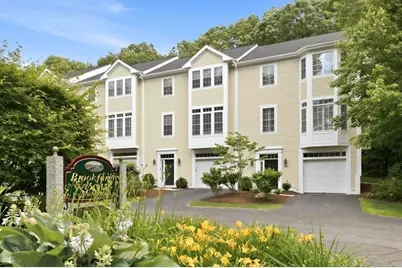 923 Lagrange St #923, Boston, MA 02132 - Photo 35