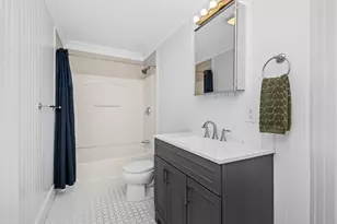 421 E 3rd St, Boston, MA 02127 - Photo 11