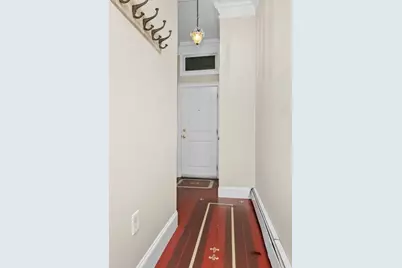 421 E 3rd St #1, Boston, MA 02127 - Photo 9