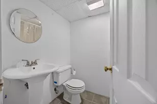58 Ledgecrest Dr, Worcester, MA 01603 - Photo 33