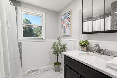 15 Bradford St, Stoughton, MA 02072 - Photo 25