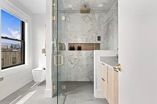 532 E 3rd St, Boston, MA 02127 - Photo 13