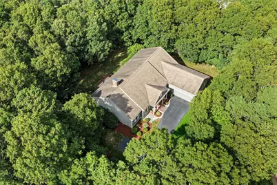 11 Sycamore Ave, Bourne, MA 02562 - Photo 3