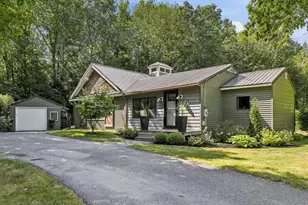 44 Beech Hill Rd, Exeter, NH 03833 - Photo 1