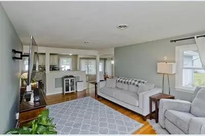 41 Dartmouth St, Agawam, MA 01001 - Photo 9