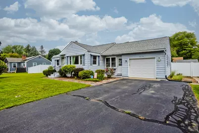 41 Dartmouth St, Agawam, MA 01001 - Photo 3