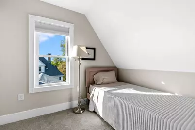 186 Temple St, Boston, MA 02132 - Photo 25