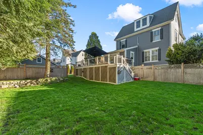 186 Temple St, Boston, MA 02132 - Photo 31