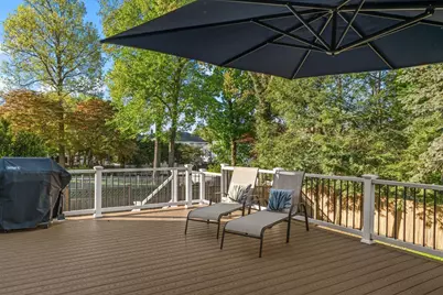 186 Temple St, Boston, MA 02132 - Photo 29