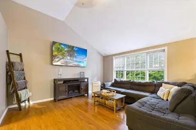 15 Old Center St, Middleborough, MA 02346 - Photo 15