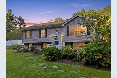 15 Old Center St, Middleborough, MA 02346 - Photo 1
