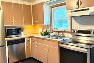 47 Thyme Ln, Springfield, MA 01129 - Photo 3