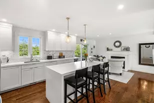 22 Overlook Dr, Danvers, MA 01923 - Photo 5