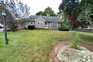 556 Pearl St, Brockton, MA 02301 - Photo 1