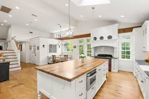 41 Longmeadow Rd, Wellesley, MA 02482 - Photo 9