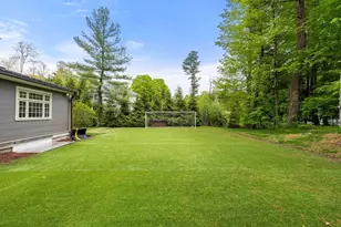 41 Longmeadow Rd, Wellesley, MA 02482 - Photo 33