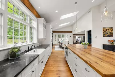 41 Longmeadow Road, Wellesley, MA 02482 - Photo 11