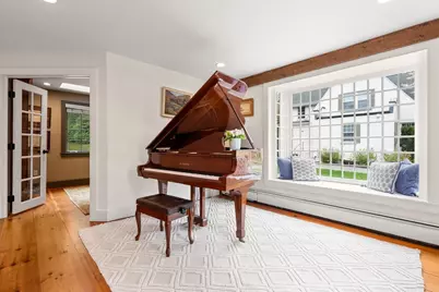 41 Longmeadow Road, Wellesley, MA 02482 - Photo 7