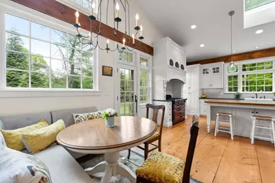41 Longmeadow Road, Wellesley, MA 02482 - Photo 13