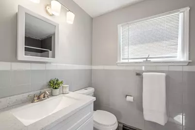 706 Sea St, Quincy, MA 02169 - Photo 15