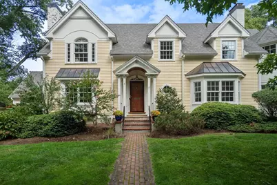 1 Kenilworth Circle, Wellesley, MA 02482 - Photo 3