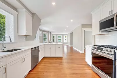 49 Hall Ave, Watertown, MA 02472 - Photo 11