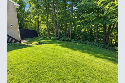 21 Newell Hill Rd #B, Sterling, MA 01564 - Photo 3