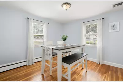 27 Mount Pleasant Ave, Holbrook, MA 02343 - Photo 9