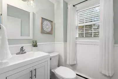 27 Mount Pleasant Ave, Holbrook, MA 02343 - Photo 13
