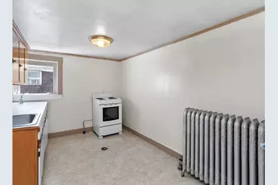 32 Vernon Street, Waltham, MA 02453 - Photo 17