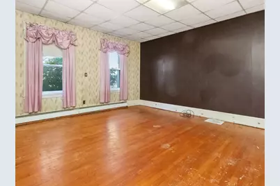 32 Vernon Street, Waltham, MA 02453 - Photo 11