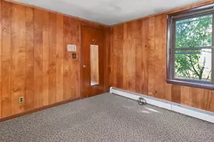 32 Vernon St, Waltham, MA 02453 - Photo 13