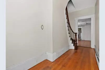 32 Vernon Street, Waltham, MA 02453 - Photo 9