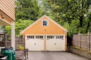 52 Hillsdale Rd, Medford, MA 02155 - Photo 31