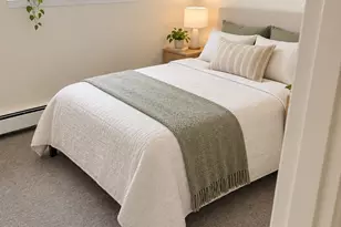 21 Greenwood St, Melrose, MA 02176 - Photo 5