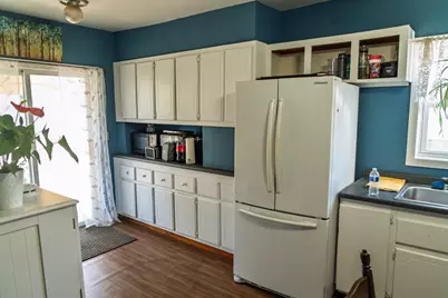 32 Gardner Ave, Swansea, MA 02777 - Photo 3