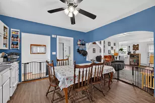 32 Gardner Ave, Swansea, MA 02777 - Photo 7