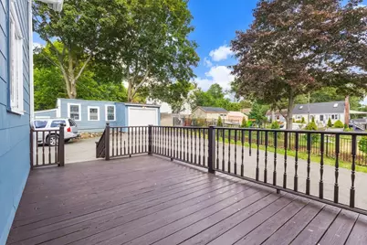 121 Bridge St, Beverly, MA 01915 - Photo 5