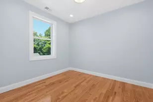 28 Ash St, Waltham, MA 02453 - Photo 23