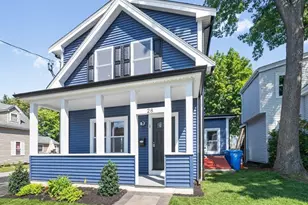 28 Ash St, Waltham, MA 02453 - Photo 1