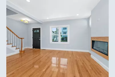 28 Ash Street #1, Waltham, MA 02453 - Photo 9
