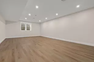 106 Horrigan Dr, Dedham, MA 02026 - Photo 23