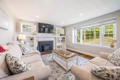 51 Hopkins Street, Reading, MA 01867 - Photo 9