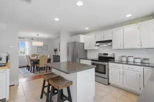 5 Candice Ct, Woburn, MA 01801 - Photo 5