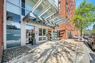 21 Wormwood St, Boston, MA 02210 - Photo 25