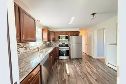 32 Breer Cir, Brockton, MA 02301 - Photo 3