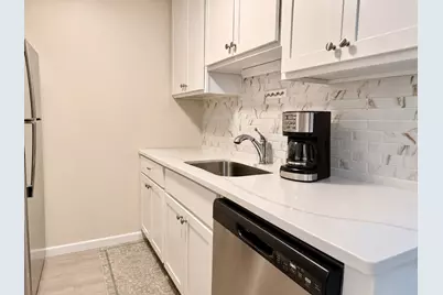 21 Greenwood Street #3, Melrose, MA 02176 - Photo 9