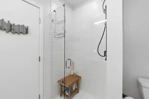 68 Los Angeles St, Newton, MA 02458 - Photo 15